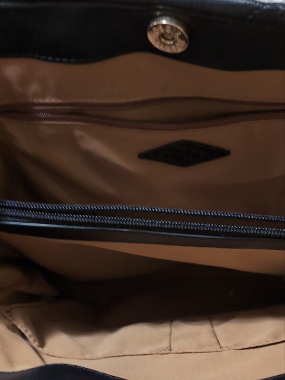 Fossil Black Quilted Panel Tote/Handbag with Gold Accents - Picture 2 of 6